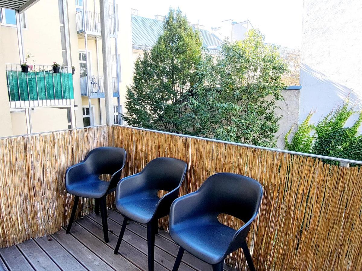 Sunny Apartment With 1 Balcony Виена Екстериор снимка
